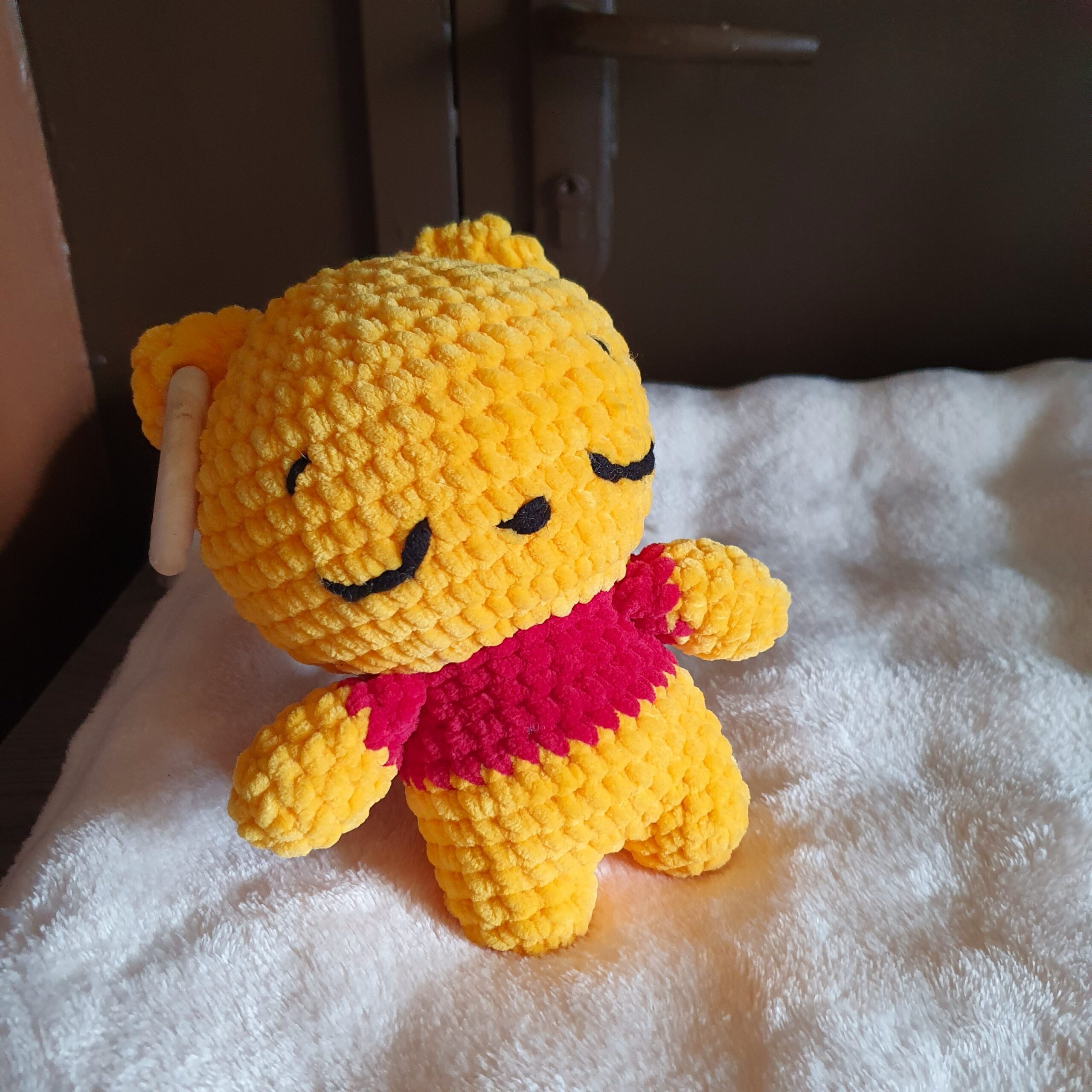 winnie seul détaché de son mobile